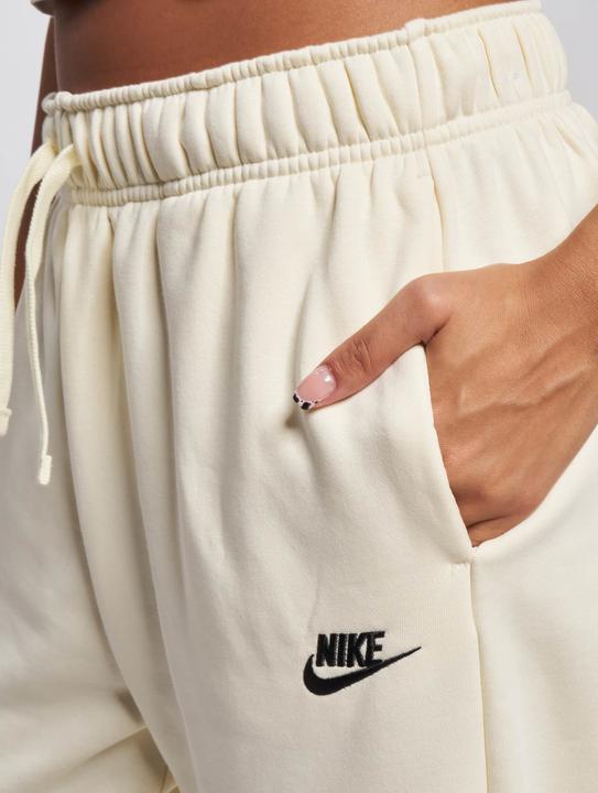 Produktbild Nike NSW Club Jogginghose - 97803 (XS)