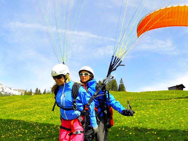 Immagine prodotto Smartbox Volata in parapendio in tandem nella regione della Gruyère per 1 persona (1 pers.)
