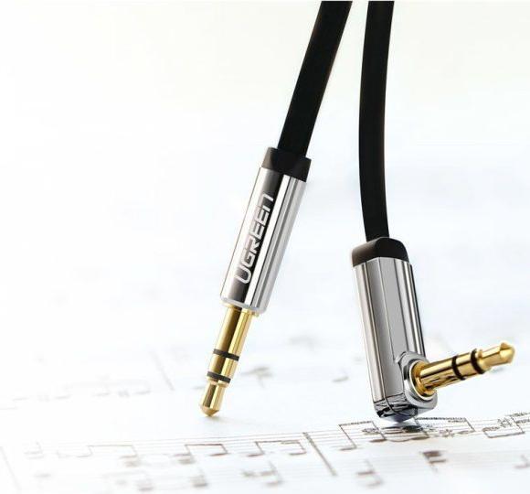 Produktbild Ugreen Audio AUX Kopfhörer Flachband abgewinkelt (3 m, 3.5mm Klinke (AUX))