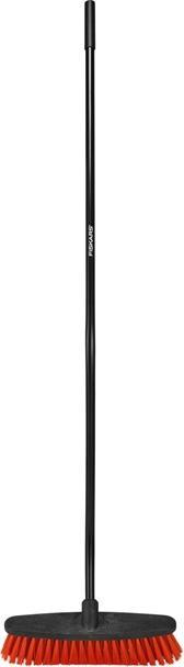 Produktbild Fiskars Ergonomic yard broom (curved) (1 Stk.)