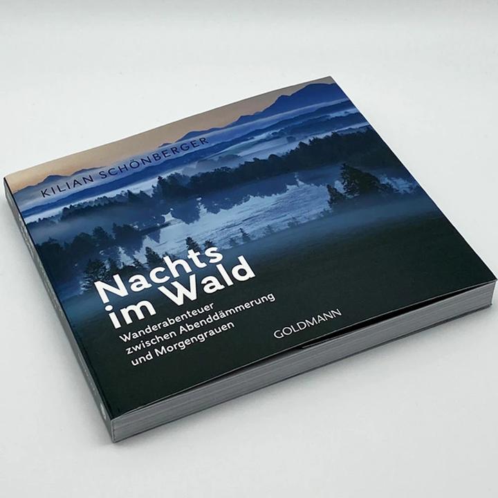 Actual product image Nachts im Wald (German, Kilian Schönberger, 2020)