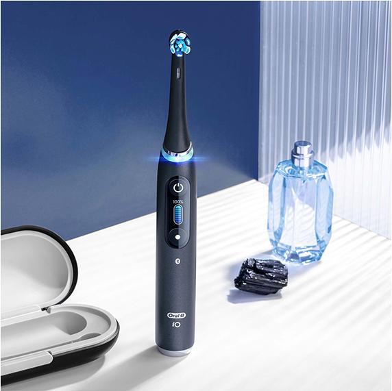 Actual product image Oral-B iO Ultimate Clean 4210201342809 (4 x)