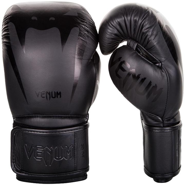 Actual product image Venum Giant 3.0 Boxing Gloves - Nappa Leather black/black (10 OZ, One size)