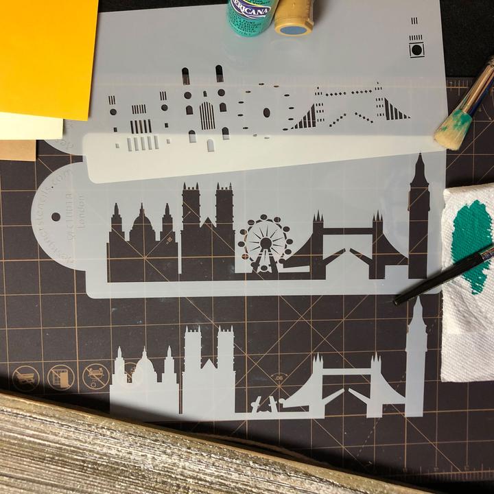 Produktbild Designer Stencils London City Skyline Stencil