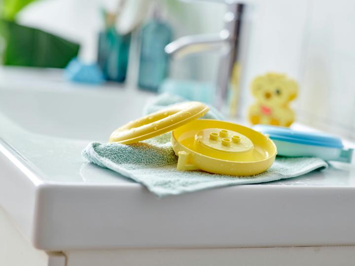 Image du produit LEGO Le plaisir de la baignoire : train d'animaux flottant (10965)