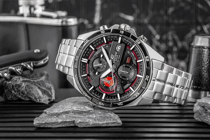 Produktbild Casio Edifice (Chronograph, 49 mm)