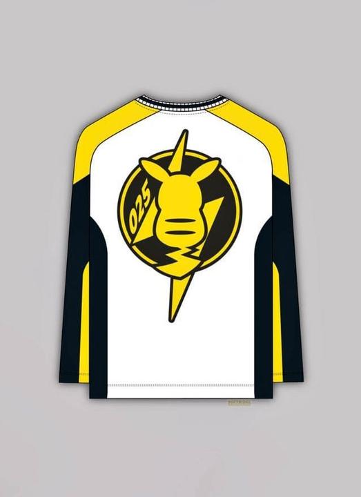 Actual product image Pokémon Football Jersey Pikachu Size XL (XL)