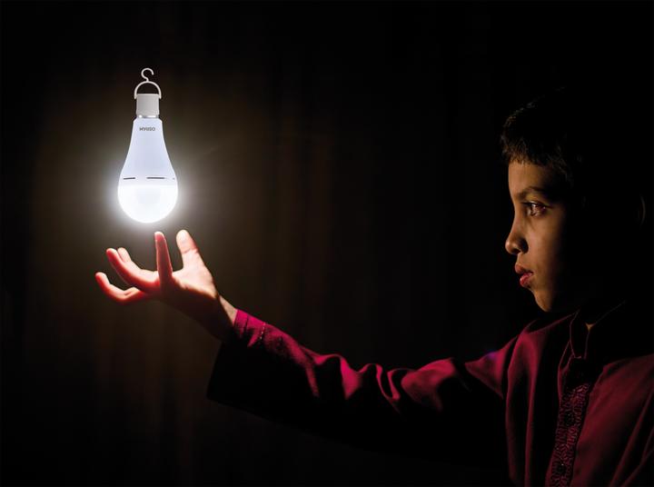 Image du produit Osram AMPOULES À LED RECHARGEABLES 8W 827 E27 (E27, 8 W, 806 lm, 6 x, F)