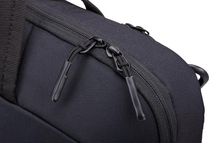 Actual product image Thule SUBTERRA 2 ATTACHE 16IN - BLACK (16", Universal)