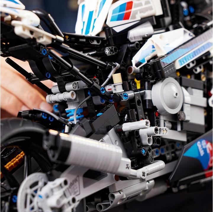 Produktbild LEGO BMW M 1000 RR (42130, LEGO Technic)