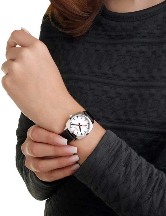 Immagine prodotto Mondaine Cuscino Petite (Orologio da polso analogico, 31 mm)