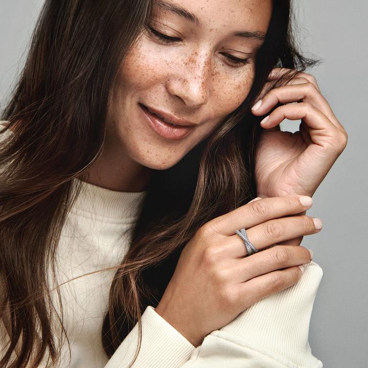 Actual product image Pandora Timeless Pavé Crossed Double Band Ring (60, 925 Silver)